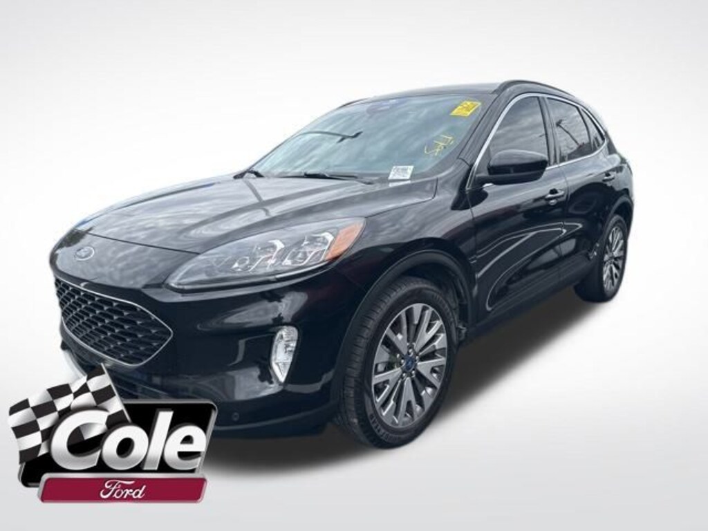 Certified 2022 Ford Escape Hybrid Titanium SUV