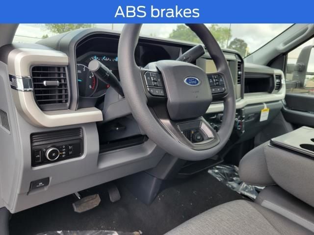 2025 Ford F-250 Super Duty XL - Photo 15