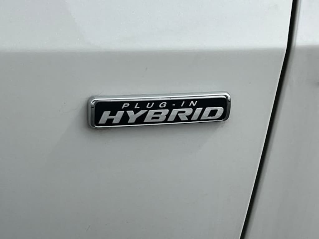 New 2024 Ford Escape Base SUV