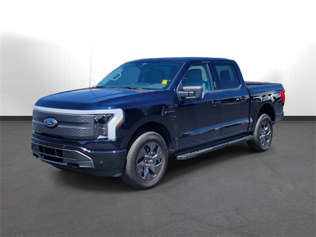 Used 2023 Ford F-150 Lightning XLT with VIN 1FTVW1EV7PWG00049 for sale in Coldwater, MI