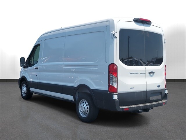 2025 Ford Transit photo 3