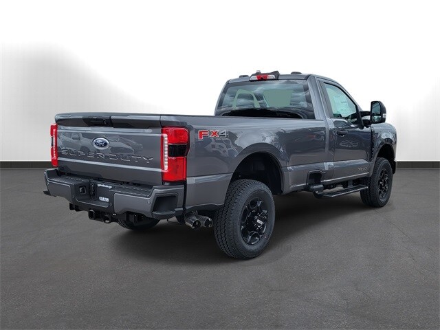 2025 Ford F-250 photo 4