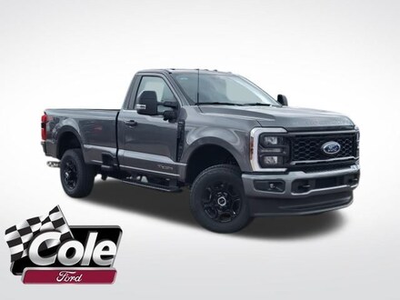 2025 Ford F-250 XL Truck