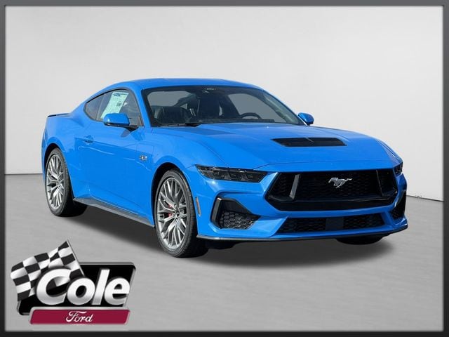 2025 Ford Mustang Coupe 