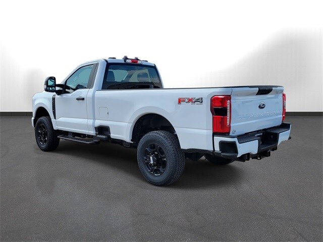 2025 Ford F-350 XL photo 3
