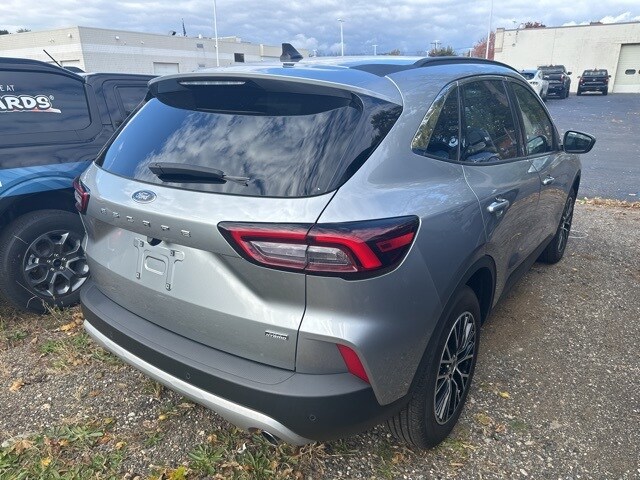 2024 Ford Escape Plug-In Hybrid Base photo 4