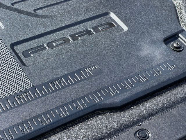 2025 Ford F-150 Lightning Flash - Photo 12