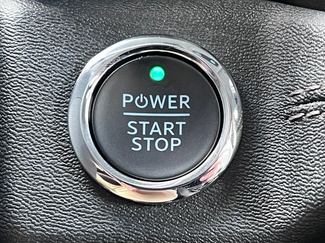 2025 Ford F-150 Lightning Flash - Photo 33