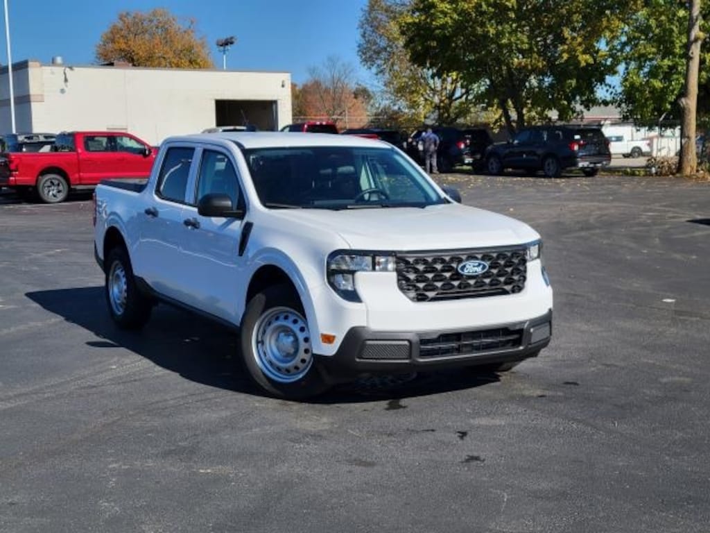 New 2025 Ford Maverick XL Truck
