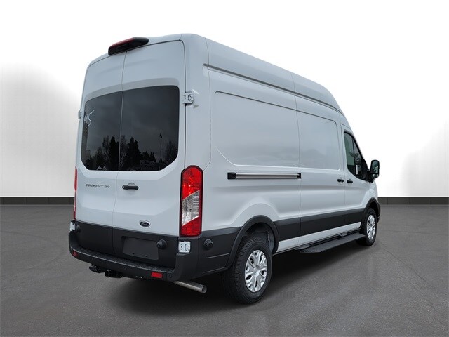 2024 Ford Transit photo 4