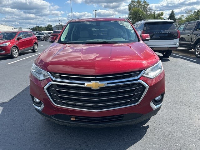 2018 Chevrolet Traverse photo 2