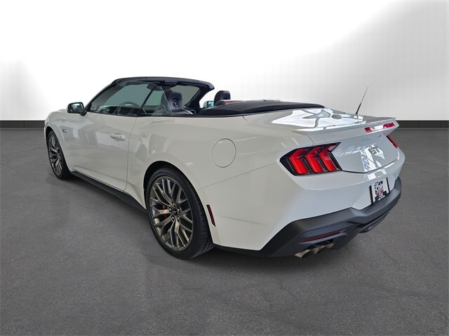 2024 Ford Mustang GT Premium Convertible photo 3