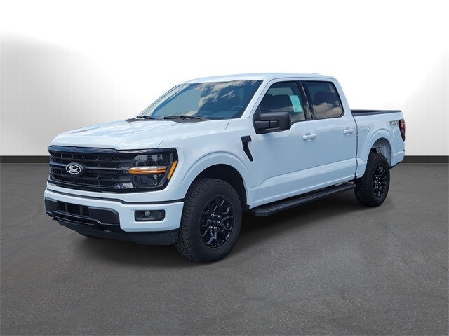 2025 Ford F-150 XLT photo 2