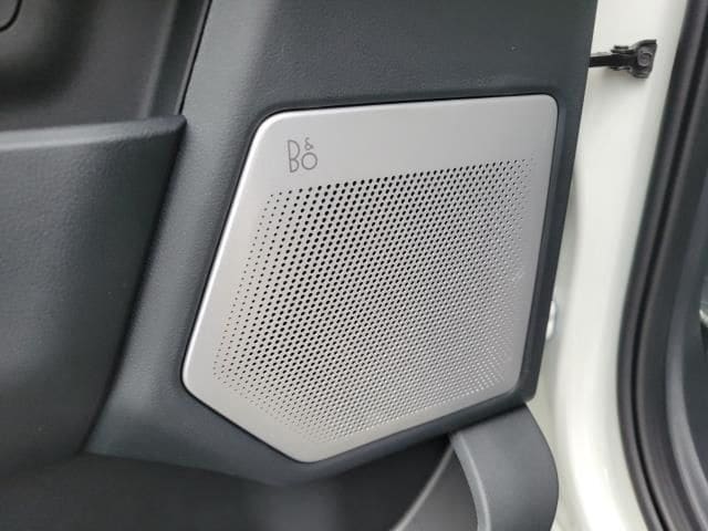 2025 Ford F-150 Lightning Platinum - Photo 14