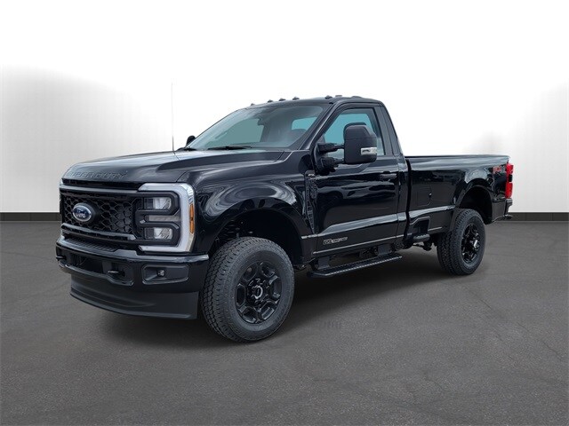 2025 Ford F-250 photo 2