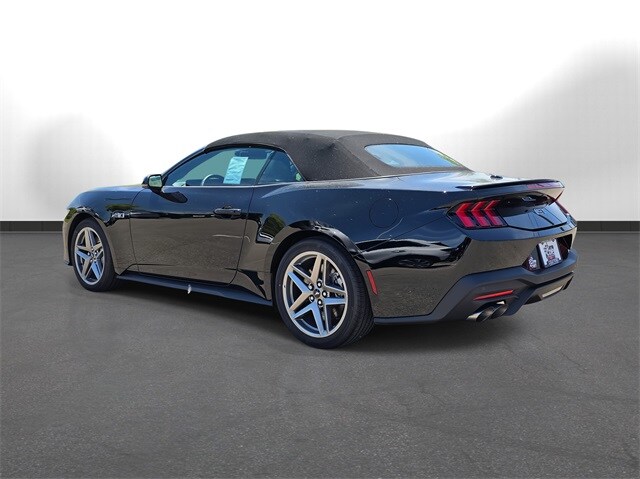 2024 Ford Mustang GT Premium Convertible photo 3