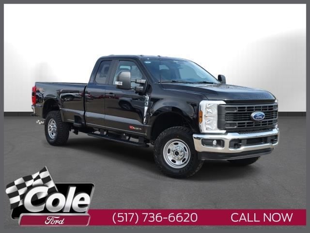 2025 Ford F-250 Super Duty XL's photo