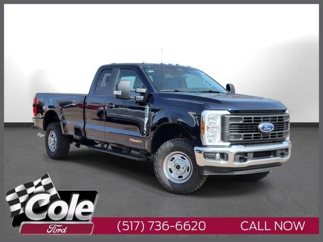 2025 Ford F-250 Super Duty XL's photo