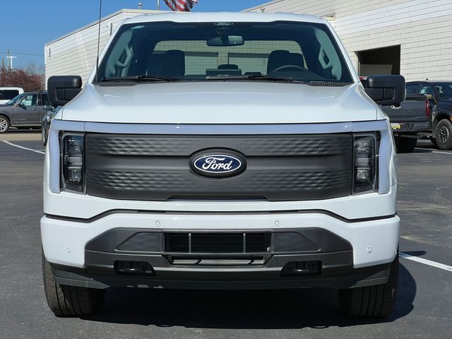 2025 Ford F-150 Lightning Flash - Photo 45
