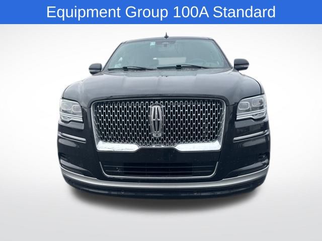 2024 Lincoln Navigator Premiere photo 2