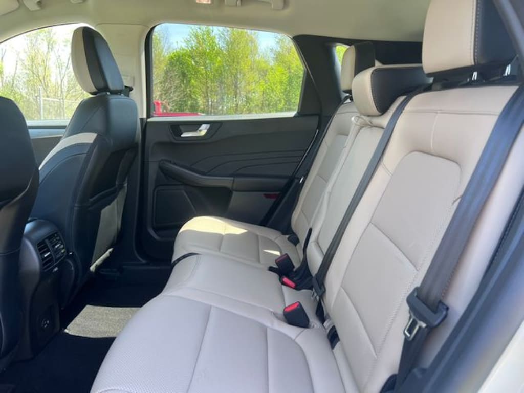 Certified 2022 Ford Escape Plug-In Hybrid Titanium SUV