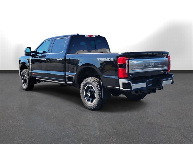 2026 Ford F-350 King Ranch photo 3