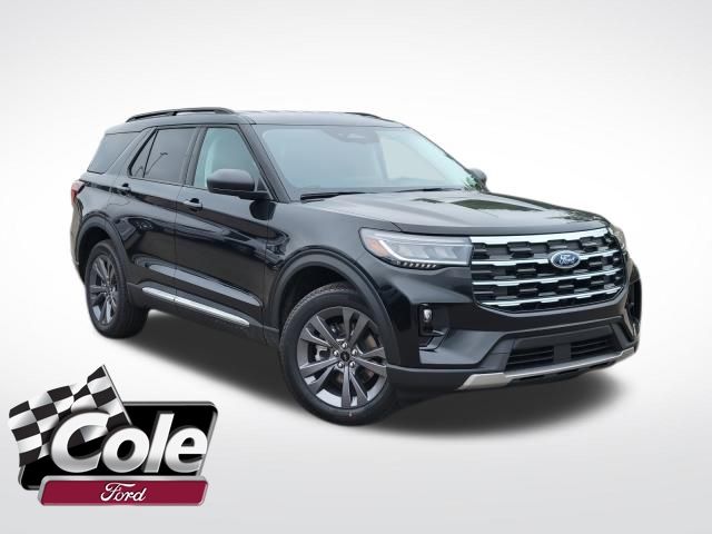2025 Ford Explorer Active's photo