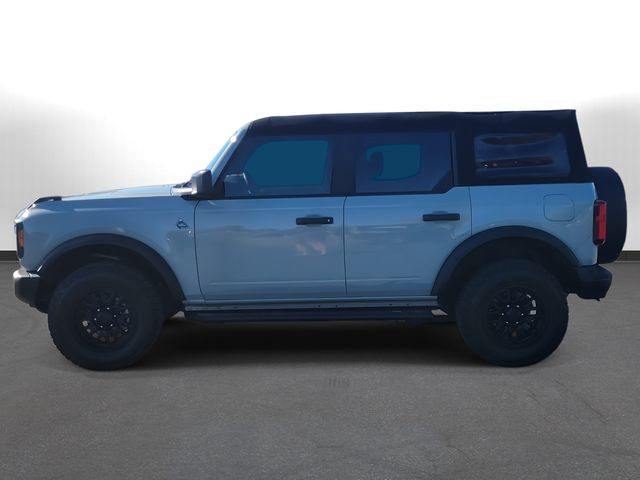 2023 Ford Bronco Black Diamond photo 4