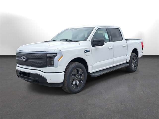 2025 Ford F-150 Lightning photo 2