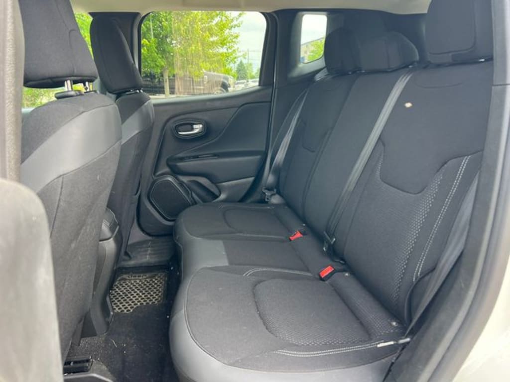 Certified 2023 Jeep Renegade Altitude SUV