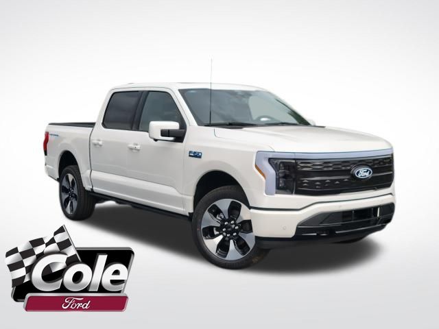 2025 Ford F-150 Lightning Platinum