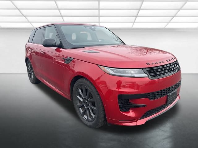 2024 Land Rover Range Rover Sport SE photo 3