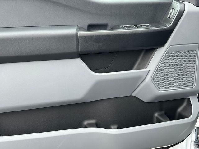 2025 Ford F-450 Super Duty Chassis Cab XL - Photo 13