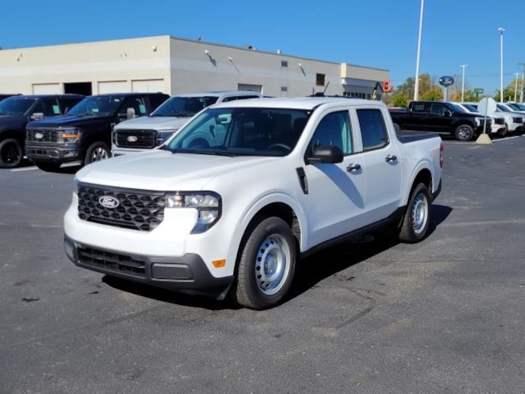 New 2025 Ford Maverick XL Truck