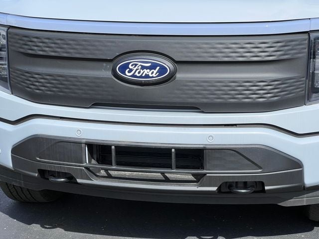 2025 Ford F-150 Lightning Flash - Photo 42