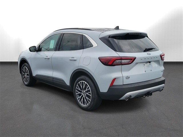2025 Ford Escape Base photo 3