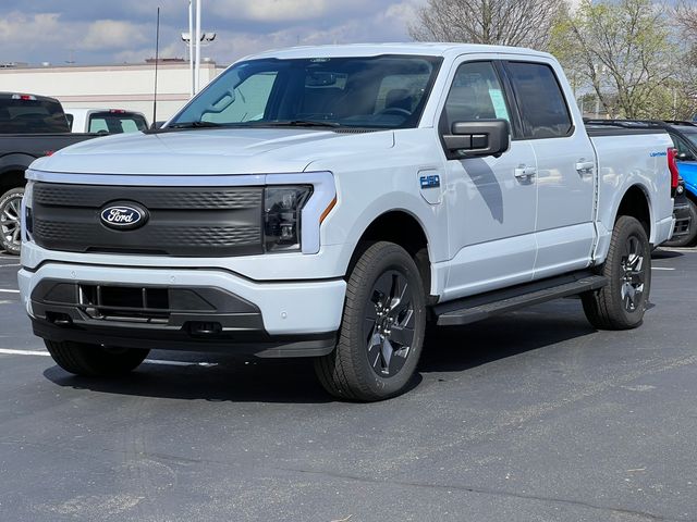 2025 Ford F-150 Lightning Flash - Photo 44