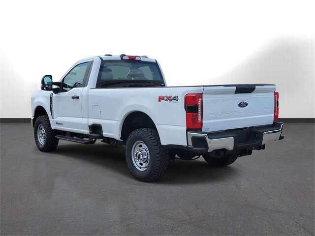2025 Ford F-350 XL photo 3