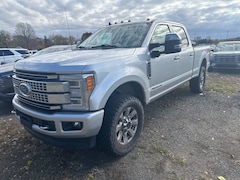 2019 Ford F-350SD Platinum Truck