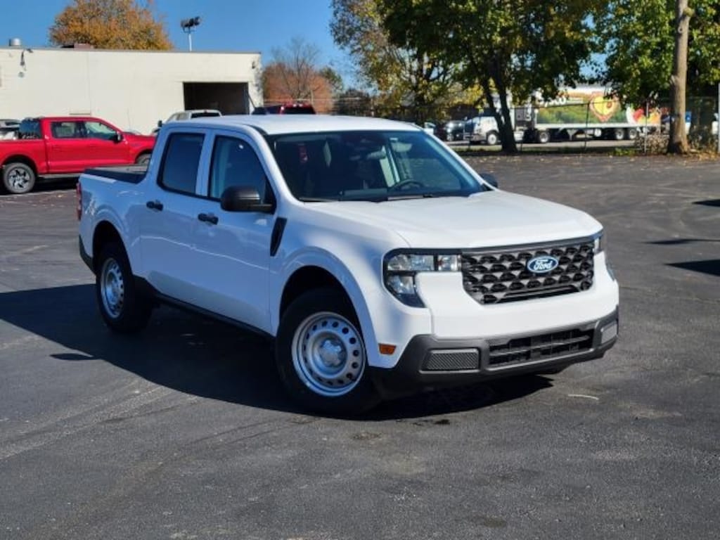 New 2025 Ford Maverick XL Truck