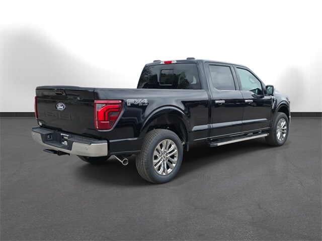 2025 Ford F-150 Lariat photo 4