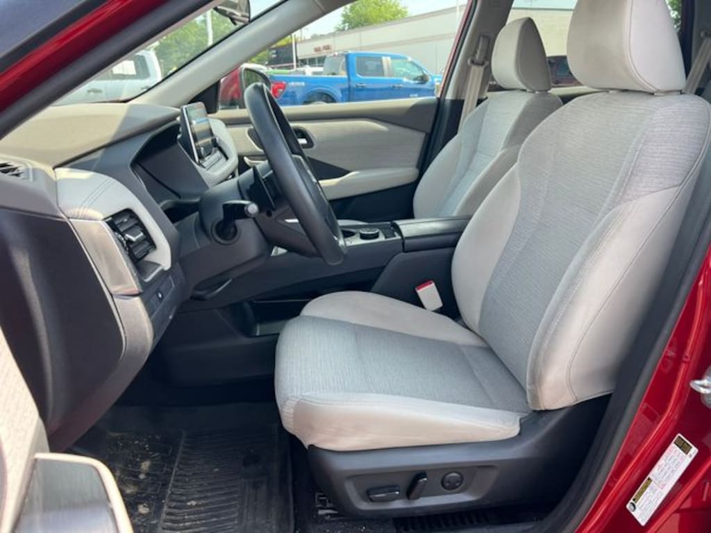 Used 2022 Nissan Rogue SV SUV