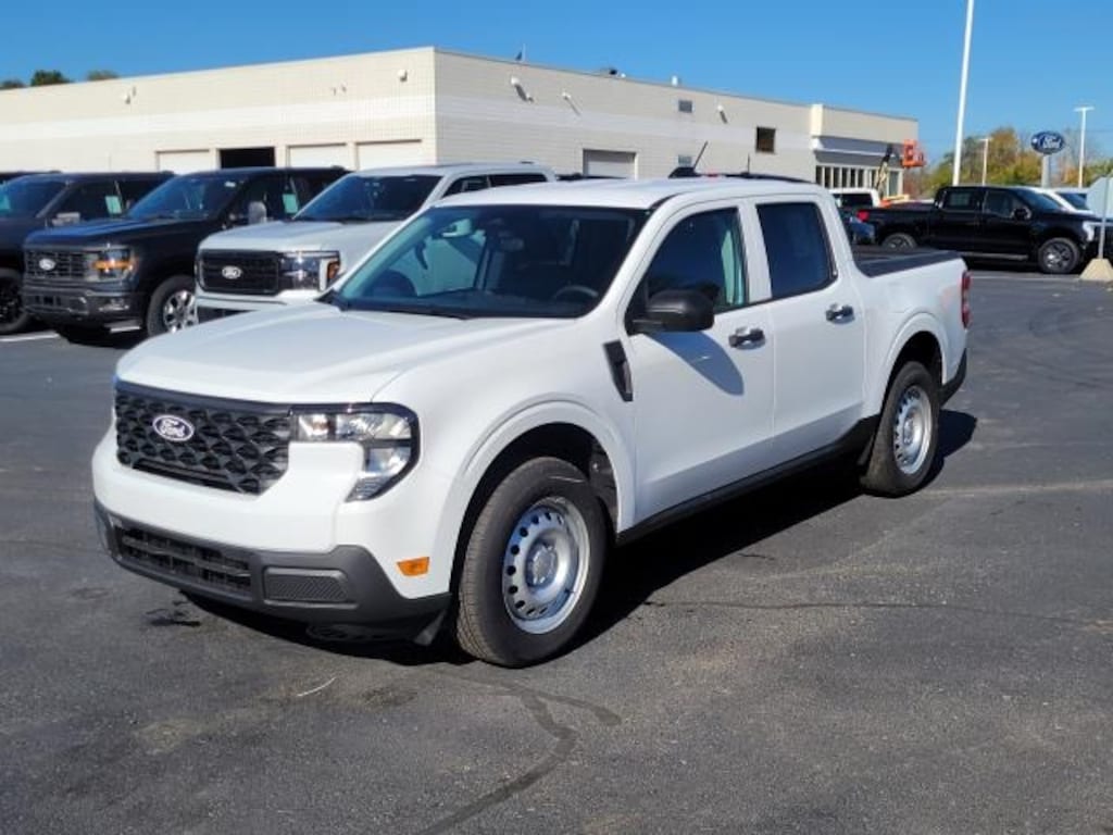 New 2025 Ford Maverick XL Truck