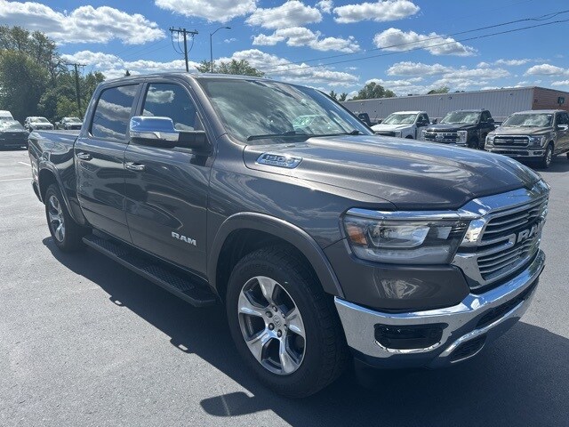 2020 Ram 1500 Laramie photo 3