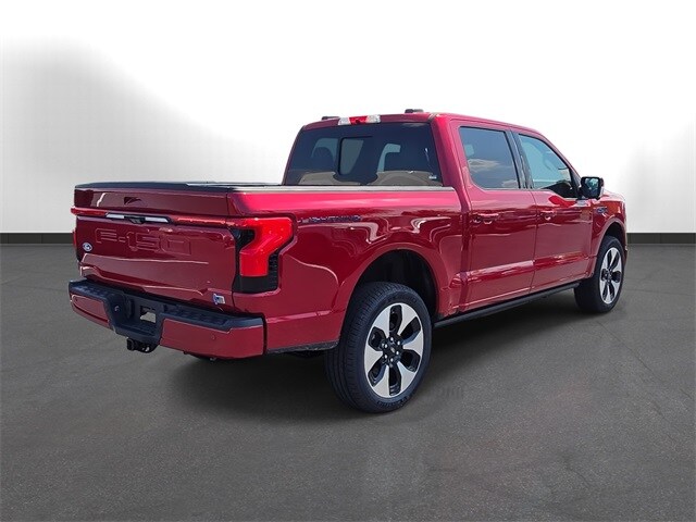 2025 Ford F-150 Lightning Platinum photo 4