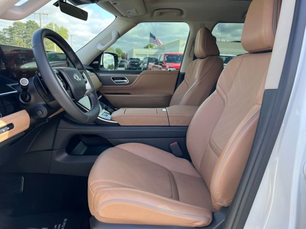 Certified 2025 INFINITI QX80 Luxe SUV