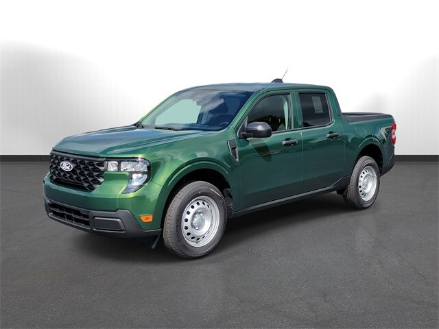 2025 Ford Maverick XL photo 2