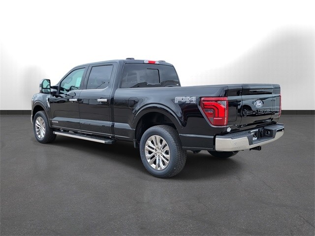 2025 Ford F-150 Lariat photo 3