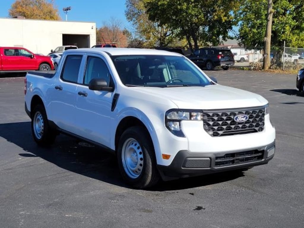 New 2025 Ford Maverick XL Truck