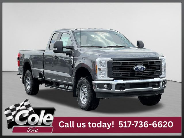 2026 Ford F-350 XL 4x4 SuperCab 8' Box SRW's photo